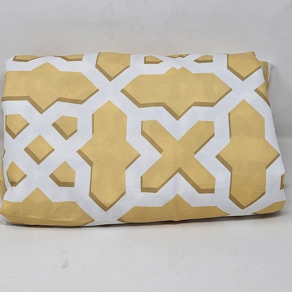 Domain Queen Duvet Cover Shams Set Grey Yellow Reversible Quatrefoil Geo… - Picture 10 of 16